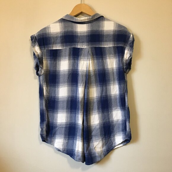 JACHS Girlfriend Blue & White Plaid Rolled Cuff Button Down Rayon Shirt - Picture 2 of 15